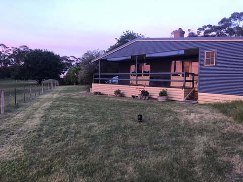 Country Farm House Close To Ballarat - Holiday Sunshine Coast 0