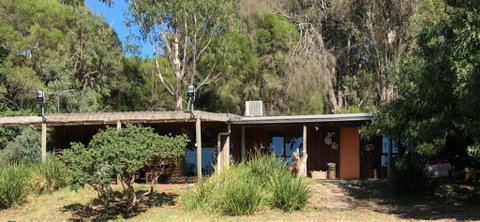 Country Lane Lysterfield - Sunshine Coast Tourism 0