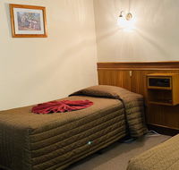 County Lodge Motor Inn - Holiday Sunshine Coast