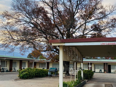 County Lodge Motor Inn - Holiday Sunshine Coast 2