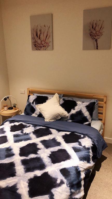 Cozy & Convenient 1Bdr Aparment + FREE Parking - Sunshine Coast Tourism 3