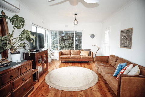 Craypot Cottage Port Campbell - Holiday Sunshine Coast 0