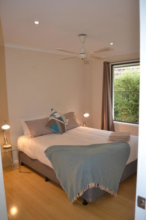 Crisands Of Echuca - Sunshine Coast Tourism 3