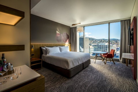 Crowne Plaza Hobart - Sunshine Coast Tourism 1