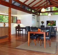 Crystal Creek Rainforest Retreat - Holiday Sunshine Coast