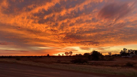 Cue Motel - Sunshine Coast Tourism 0