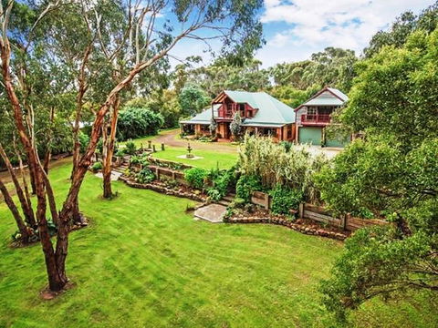 Curdie River Retreat - Holiday Sunshine Coast 1