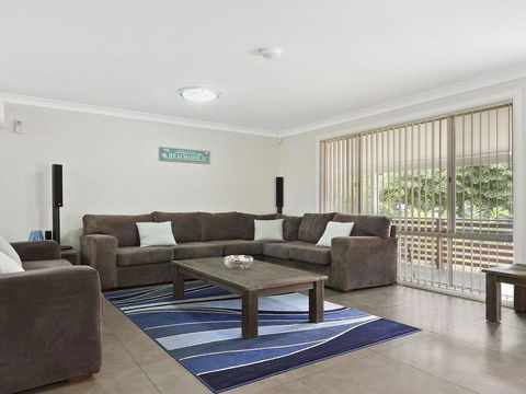 Currambene Cottage - All About Location - Sunshine Coast Tourism 3