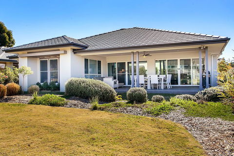 Cypress Point Lodge - Sunshine Coast Tourism 0