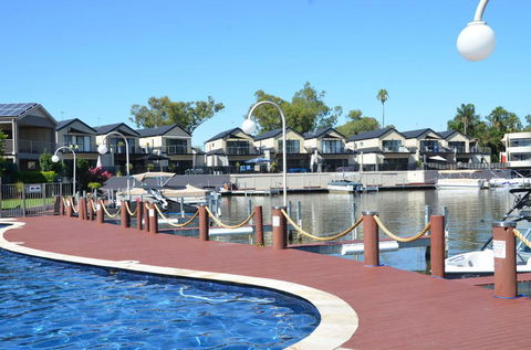 Cypress Townhouse 21 - Mulwala - Sunshine Coast Tourism 1