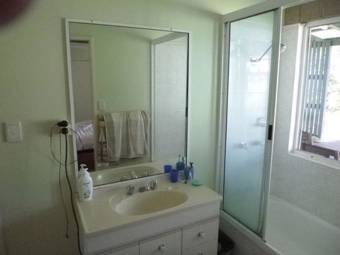 Dad & Alice's Place - Sunshine Coast Tourism 1