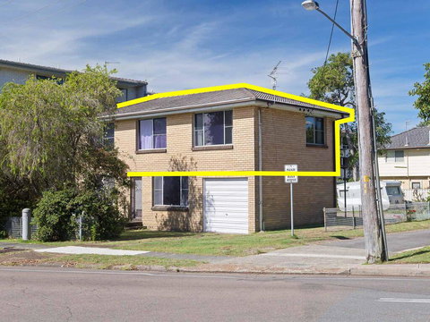 Dalwood', 1/43 Soldiers Point Road - Top Floor And Perfect For Small Boat Parking - Sunshine Coast Tourism 0