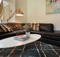 Daylesford Lake Villa 2 - Sunshine Coast Tourism