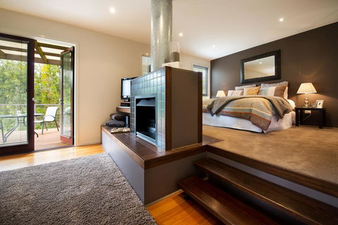Daylesford Spa Villa 5 - Sunshine Coast Tourism 2