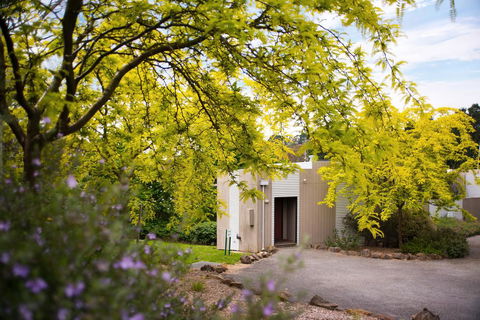 Daylesford Spa Villa 5 - Sunshine Coast Tourism 0