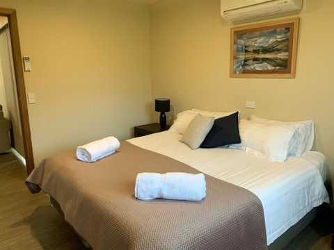 Daysend Cottages - Sunshine Coast Tourism 3