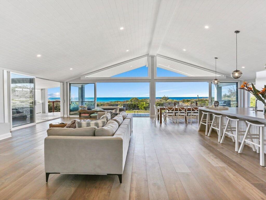 Tapitallee NSW Holiday Sunshine Coast