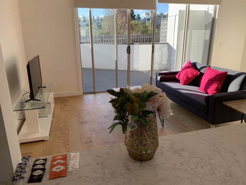 Delicate And Peaceful Bundoora Townhouse 12-R4 - Sunshine Coast Tourism 3