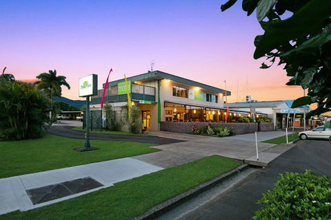 Demi View Motel - Sunshine Coast Tourism 0