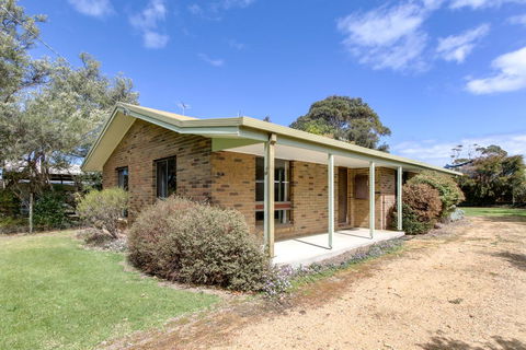 Deppelers - Sunshine Coast Tourism 0