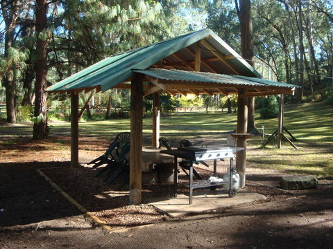Dingley Dell - Holiday Sunshine Coast 1