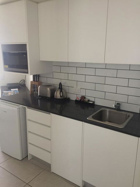 Direct Hotels - North Shore Kawana - Sunshine Coast Tourism 1