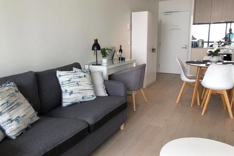 Docklands Boutique Apartments - Sunshine Coast Tourism 2