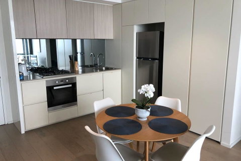 Docklands Boutique Apartments - Sunshine Coast Tourism 1