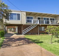 Dolphin Breeze - fully fenced and pet friendly - Holiday Sunshine Coast