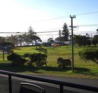 Dolphin Court 1 1 Gowing Street - Holiday Sunshine Coast