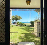 Dolphin View on South Esplanade - Holiday Sunshine Coast