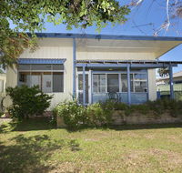DOUGLAS COTTAGE FORSTER - Sunshine Coast Tourism