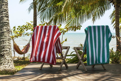 Drift Beach House Getaway - Holiday Sunshine Coast 1