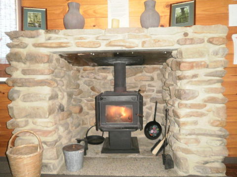 Duffy's Country Accommodation - Holiday Sunshine Coast 3