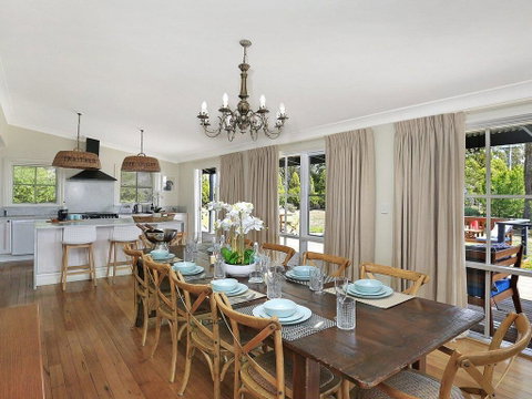 Duncraig House - Open Fireplace, Spa, Pet Friendly - Sunshine Coast Tourism 2