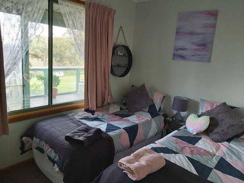 Durham View Cottage - Sunshine Coast Tourism 3