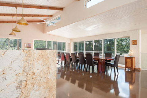 Eagle Ridge - Sunshine Coast Tourism 3