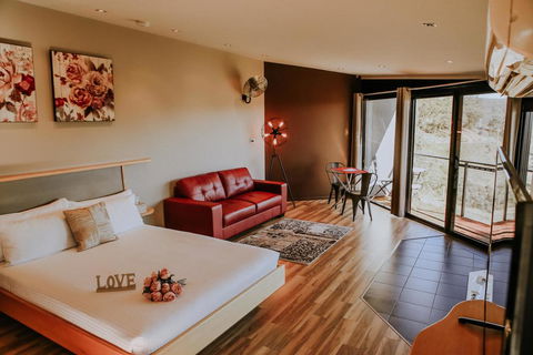 Eagle View Escape - Sunshine Coast Tourism 2