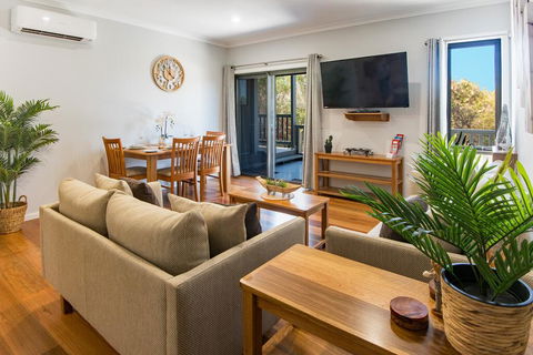 EAGLE VIEW UNIT 5 STAR - Sunshine Coast Tourism 0
