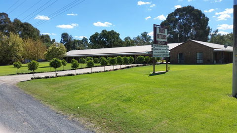 Early Settlers Motel Tocumwal - Holiday Sunshine Coast 1