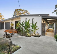 Easy Living Bayside Accommodation - Sunshine Coast Tourism