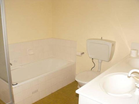 Ebbtide, Unit 23, 2-6 North St, Forster - Sunshine Coast Tourism 1
