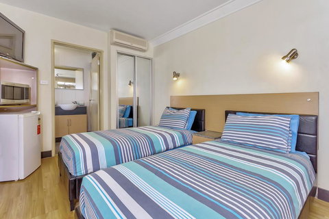 Econo Lodge Karratha - Sunshine Coast Tourism 2