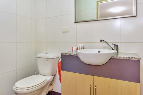 Econo Lodge Karratha - Sunshine Coast Tourism 3