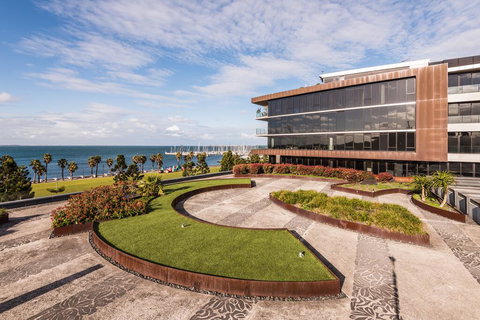 Edgewater 208 - Sunshine Coast Tourism 0