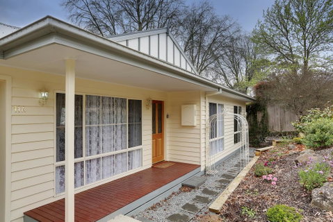 Edwards Rose - Sunshine Coast Tourism 1