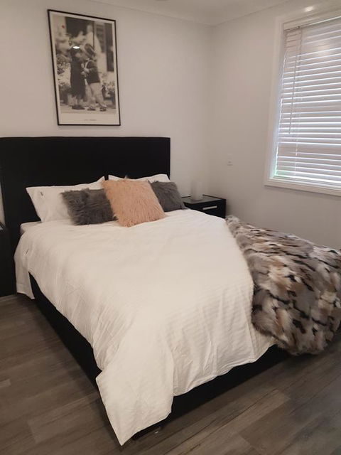 Edwin Place Apartment - Sunshine Coast Tourism 1