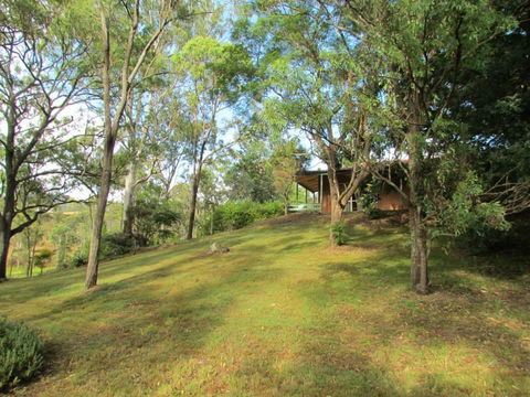 Eighteen Mile Cottage - Holiday Sunshine Coast 3