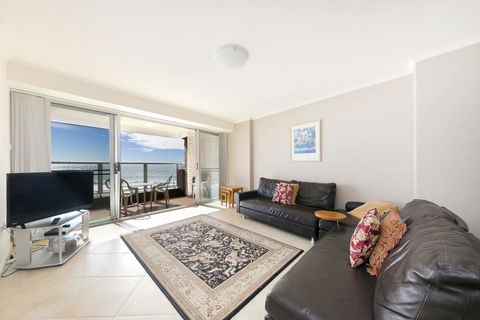 El Sandi, Unit 06, 14-18 North Street - Sunshine Coast Tourism 2