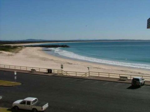 El Sandi, Unit 12, 14-18 North Street - Sunshine Coast Tourism 0